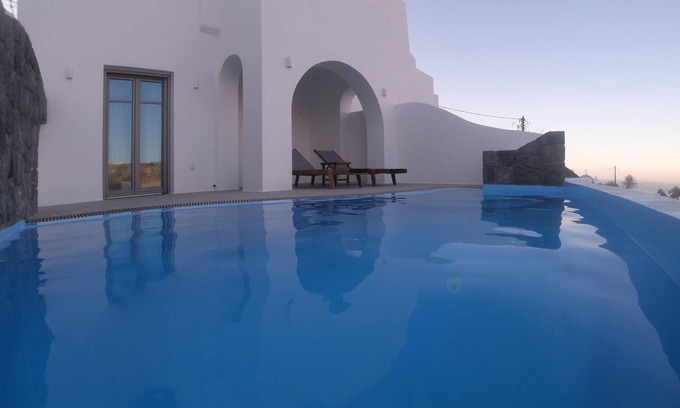 Vothon Apartment | Relax in Suite Private Pool Agave with Exclusive Amenities