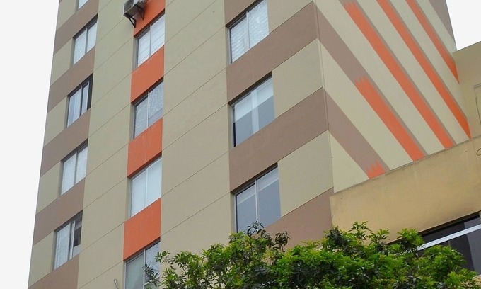 Leuro Apartment | Top-Rated Suite Service Apart Hotel with Ocean Views