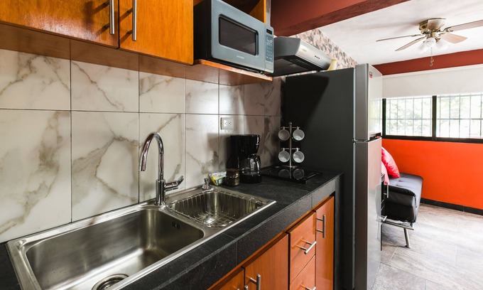 Centro Apartment | Discover Suite Studio Serviced Apartments with Spa & Breakfast