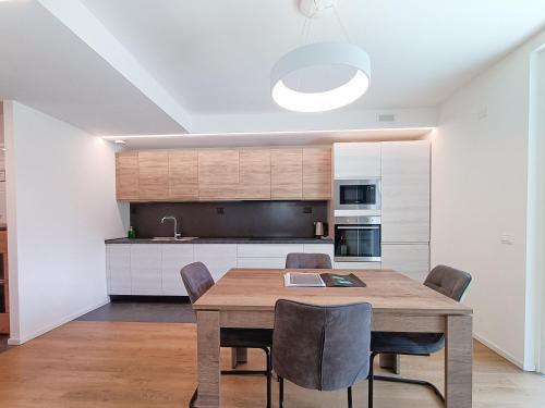 Male Apartment | Private Garden Suite Svaizer with Oceanfront Views