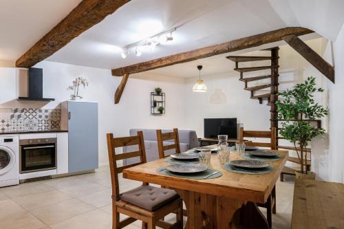 Vienne Apartment | SUITE VIENNE 6 couchages