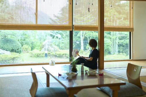 Gora Apartment | Elegant Suite Villa Hakone Gora with Hot Tub & Pet Friendly