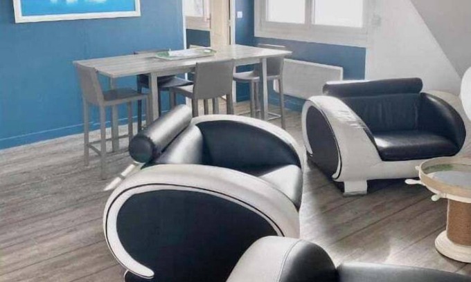 Audresselles Apartment | Relaxing Suite with Ocean View at Conciergerie Leroy