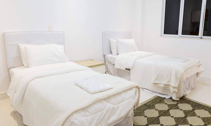 Sao Conrado Hotel | Oceanfront Suite with 2 Single Beds & Spa Amenities