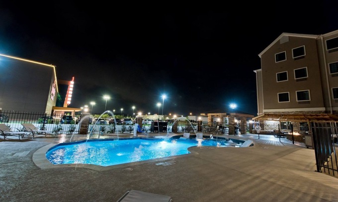 Humble Condo | Relaxing Suite with Breakfast & Pool Access Await You
