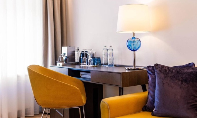 City Centre Salzburg House | Indulgent Suite with Free-Standing Bathtub at Hotel Stein