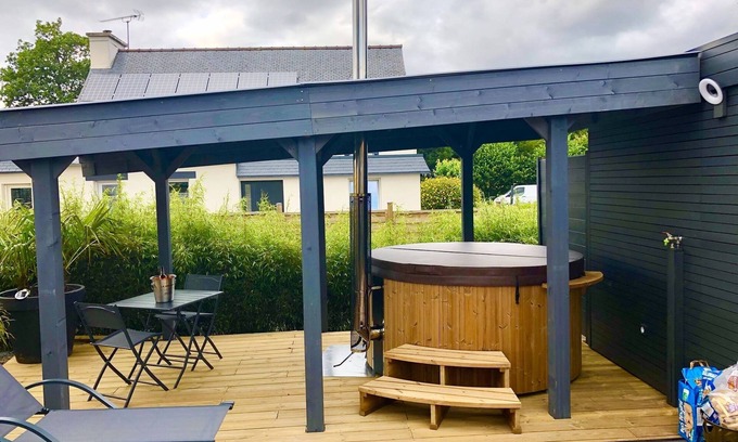Treguidel Cabin | Relaxing Suite with Private Nordic Bath and Pool Access