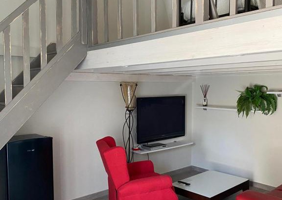 Torre Santa Susanna House | Child-Friendly Retreat at SUITE76 - Rated 8/10 by Guests