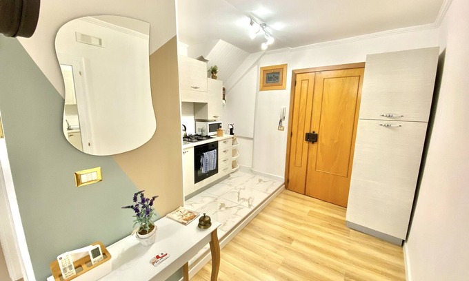 Vibo Valentia Bed & Breakfast | Inviting SuiteCorso: Family-Friendly Dining & Breakfast Awaits
