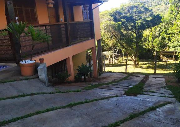 Lavras Novas House | Comfortable Suites Cantinho de Minas with Breakfast Included