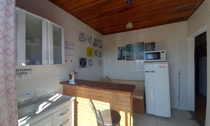 Vila Britania House | Romantic Suites for Couples in Campos do Jordão with Pool