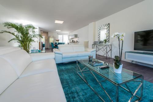 Rethel Apartment | Modern Suites Mana - Fitness Center in Downtown Rethel
