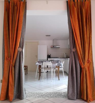 Castiglione di Cervia House | Budget-Friendly Stay at Sul Confine with Kitchen Access