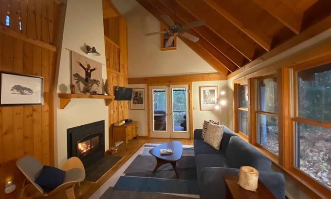Bayfield Ski Chalet | Eclectic Modern Retreat at Sumac Chalet with Ocean Views
