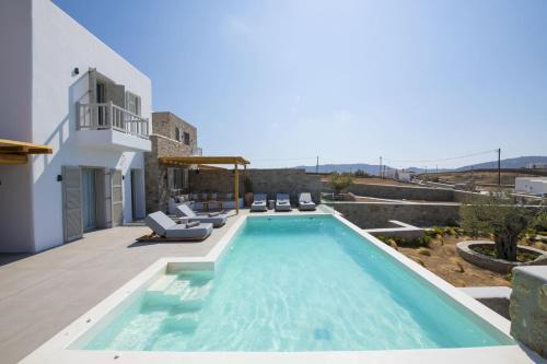 Mykonos Villa | Elegant Summer Breeze Villa in Mykonos - Rated 9.8/10!
