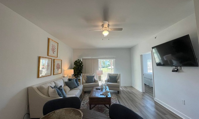 Port St. Joe Condo | Beachfront Bliss: Summer by the Sea Condo - Mexico Beach