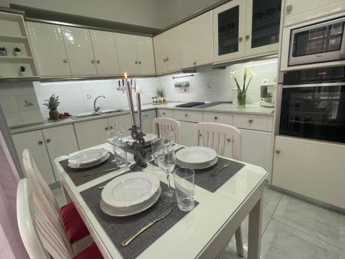Petaloudes Apartment | Discover Summer Diamond: 4-Star Hotel with Hot Tub & Pet-Friendly