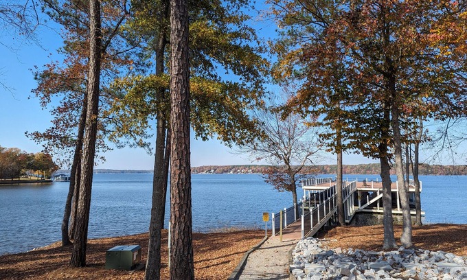 Littleton House | Relaxing Summer Retreat at Lake Gaston with Pool & Breakfast