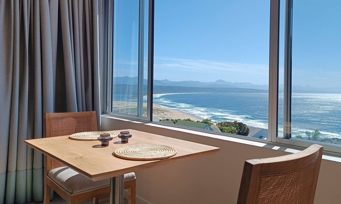 Plettenberg Bay Apartment | Oceanfront Serenity at Summer Sea: Rated 10/10 by Guests
