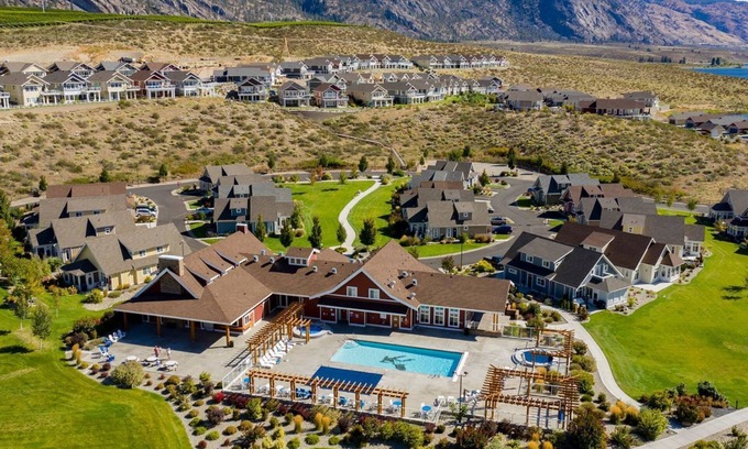 Okanagan-Similkameen House | Discover Year-Round Rentals at Osoyoos' Warmest Lake