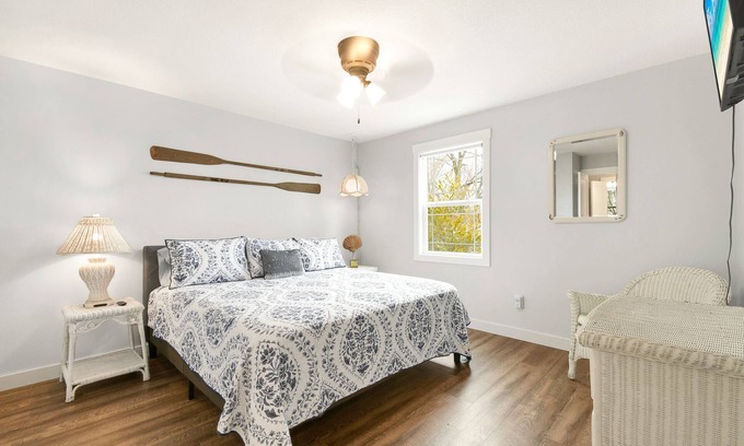 Syracuse House | Inviting 6-Bed Channel Home with Pool and Ocean Views