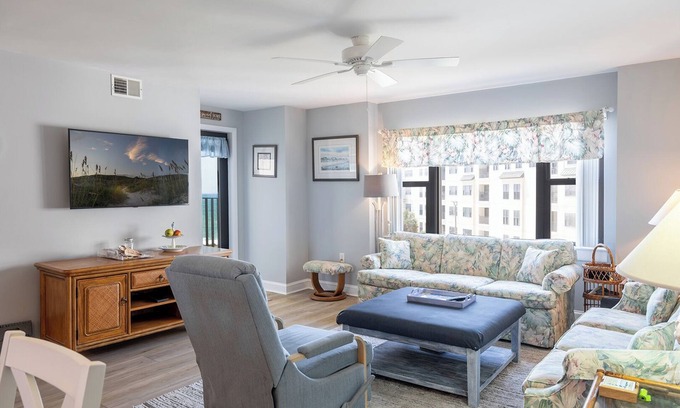 Indian Beach Condo | Oceanfront Getaway at Summer Winds A-415 in Indian Beach