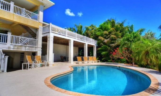 Summerland Key House | Oceanfront Escape at Summerland Nest with Pool & Spa