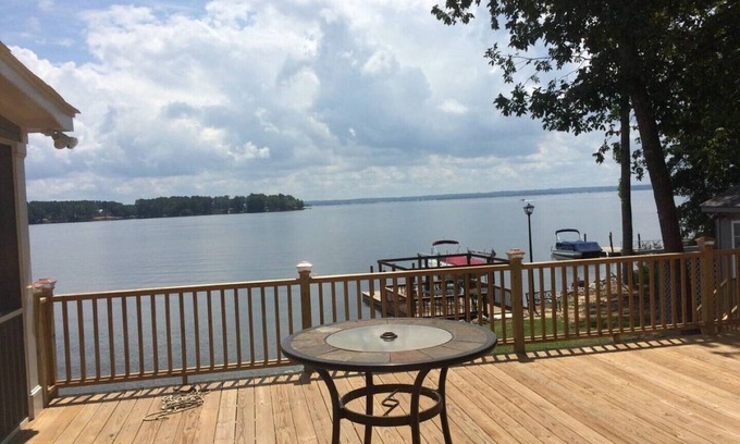 Chapin House | Discover Summerset: Lake View Retreat in Lake Murray SC