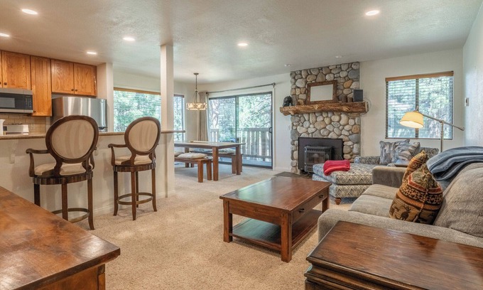 Mammoth Lakes Condo | Summit #27: 1 BR, 1 BA in Mammoth Lakes, Sleeps 4