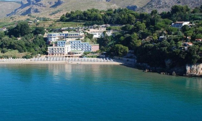 Gaeta Hotel | Seaside Relaxation at Summit Hotel - 4-Star Guest Favorite