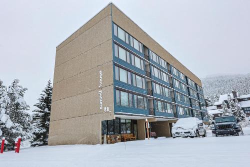 Copper Mountain Village Apartment | Elevate Your Stay at Summit House: 2 Bed, Pool & Hot Tub