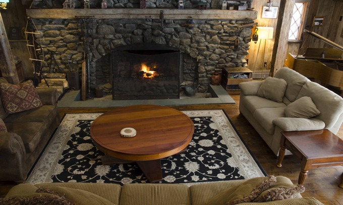 Killington Hotel | Inviting Summit Lodge: Pool, Spa & Family-Friendly Amenities