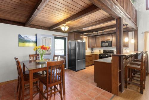 East Glacier Park Cabin | Relax at Summit Mountain Lodge with Cozy Steakhouse Dining