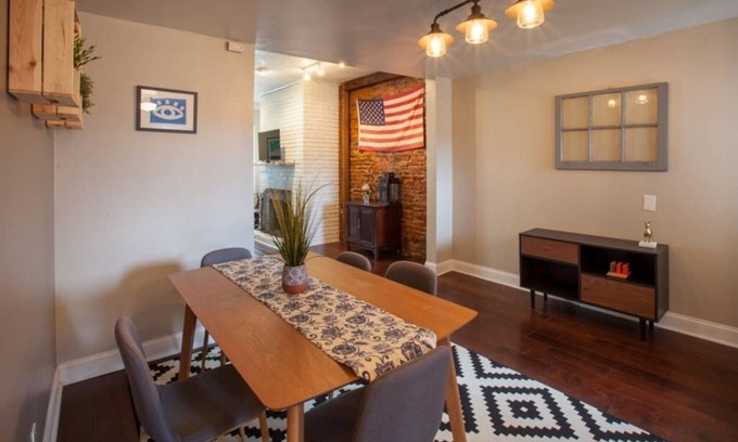 Pittsburgh Apartment | Relax at Summit Serenity Retreat - 2 Bedroom Oasis Awaits