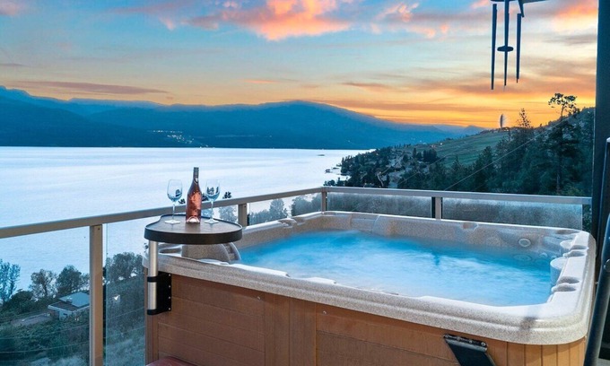 Central Okanagan House | Unforgettable Summit View with Private Hot Tub & Scenic Lake