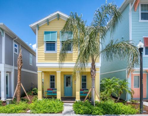 West Kissimmee House | Family-Friendly Cottage with Hot Tub near Disney
