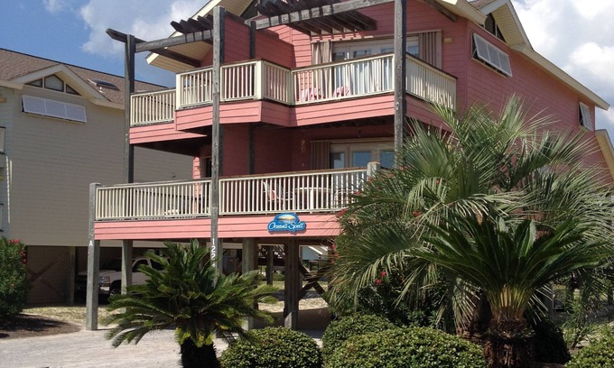 Gulf Shores House | Beachfront Bliss: Relax & Unwind at Ocean's Spell Villa