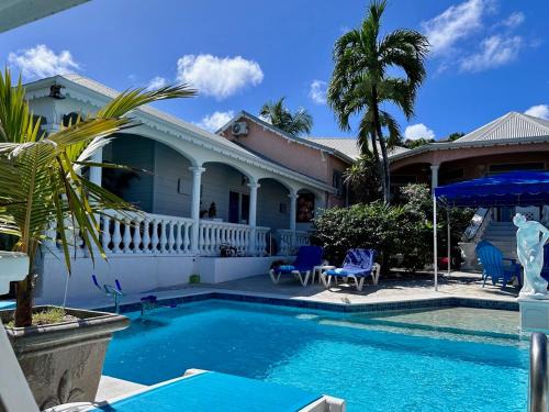 Orient Bay Villa | Relax at Sun Caraibes: Oceanfront Retreat with Pool & Pets