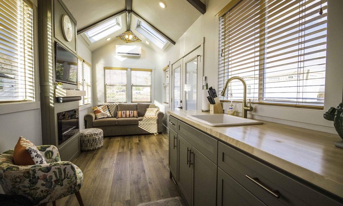 Apple Valley Apartment | Sun Catcher: Family-Friendly Retreat with Kitchen Amenities
