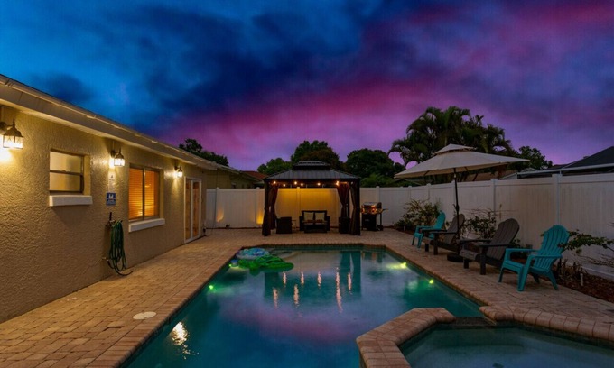 Pinellas Park House | Sun Coast Paradise: Oceanfront Pool, Game Room & Pet Friendly