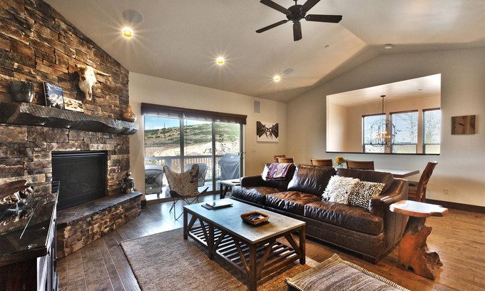 Park City House | Experience a Bright Townhouse with Mountain Views!