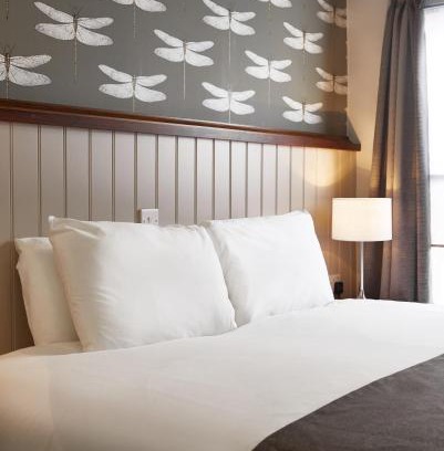 Brinsley Hotel | Family-Friendly Retreat at Sun Inn with Onsite Dining