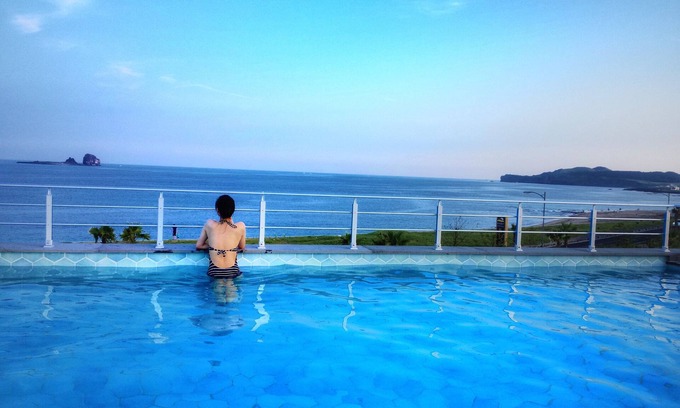 Andeok Apartment | Serene Sun & Moon Resort: Ocean Views and Family-Friendly Amenities