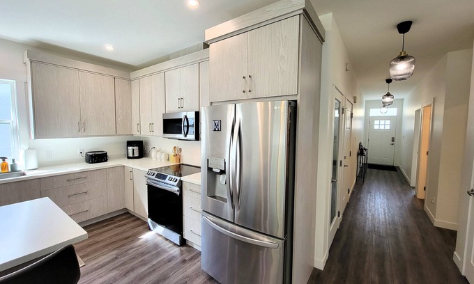 Okanagan-Similkameen House | Sun n Sips Villa in Keremeos