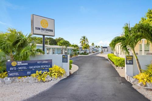 Rock Harbor Resort | Explore Sun Outdoors Key Largo: Pet & Child Friendly Stay