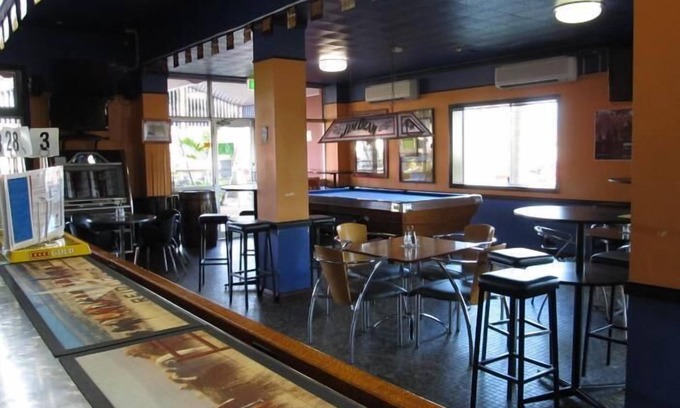 Allenstown Hotel | Inviting Sun Palms Motel: Pool, Breakfast & Family Fun
