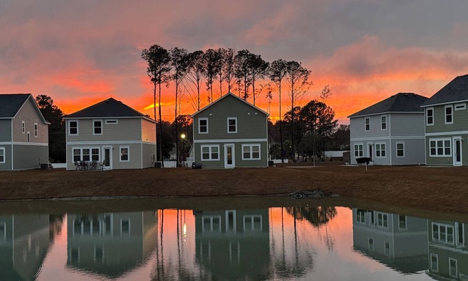 Little River House | Sun, Sand, and Golf-Minutes to the Beach! Community Pool-Game Rm-Blackstone!
