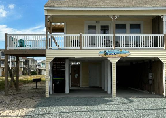 North Topsail Beach House | Memorable Stays at Sun'Sational Memories Hotel - 4 Star Rated