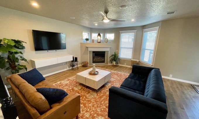 Wetmore House | Top-Rated Retreat at Setting Moon with Spa & Hot Tub