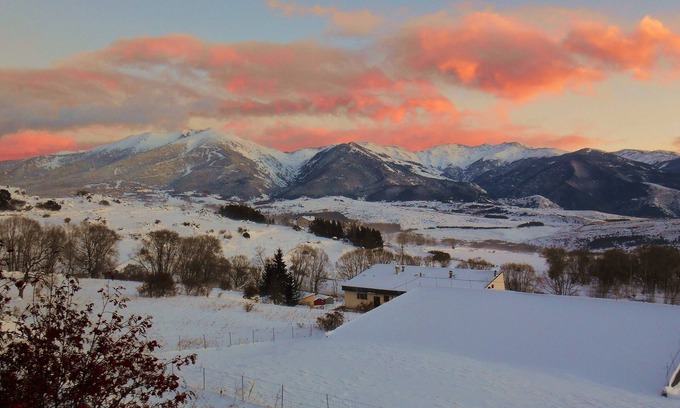 Font-Romeu-Odeillo-Via Apartment | Pet-Friendly Sun Ski Rental Apartment with Stunning Ocean Views